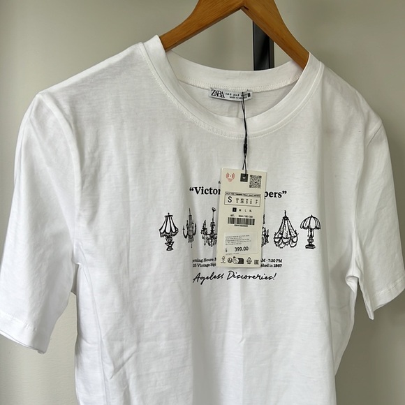 Zara White Graphic T-Shirt size small - Picture 3 of 4